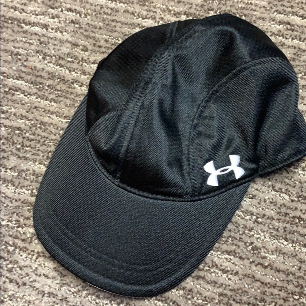 Black under Armour hat